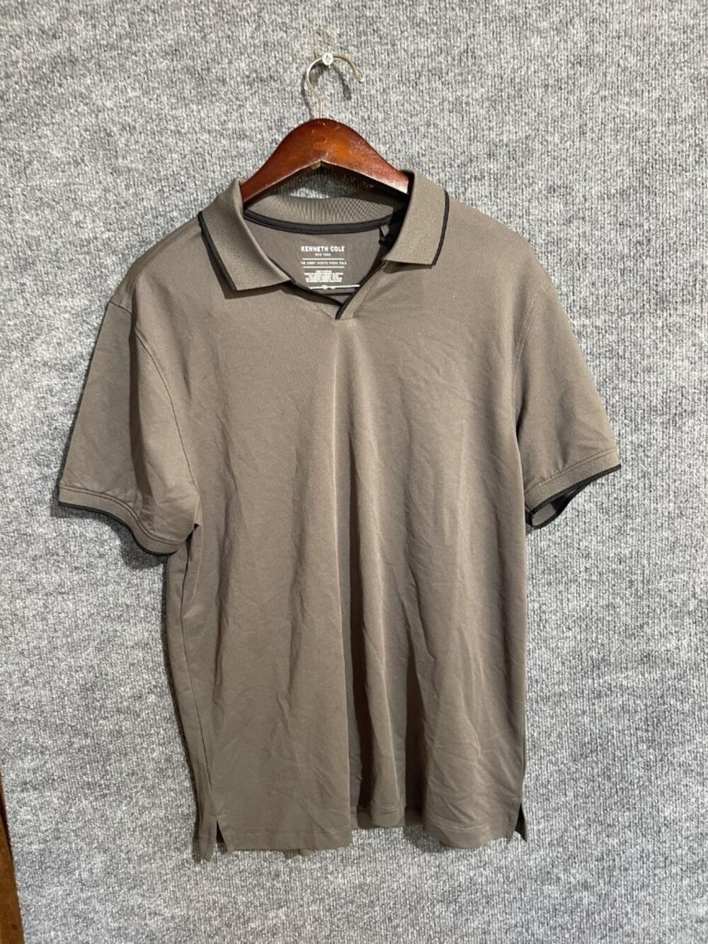 Kenneth Cole New York Polo Shirt Mens Medium Brown Short Sleeve Stretch Pique